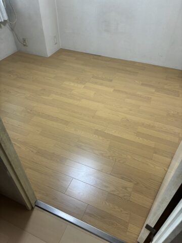 姫路市　マンション床のカーペットをフロアへリフォーム